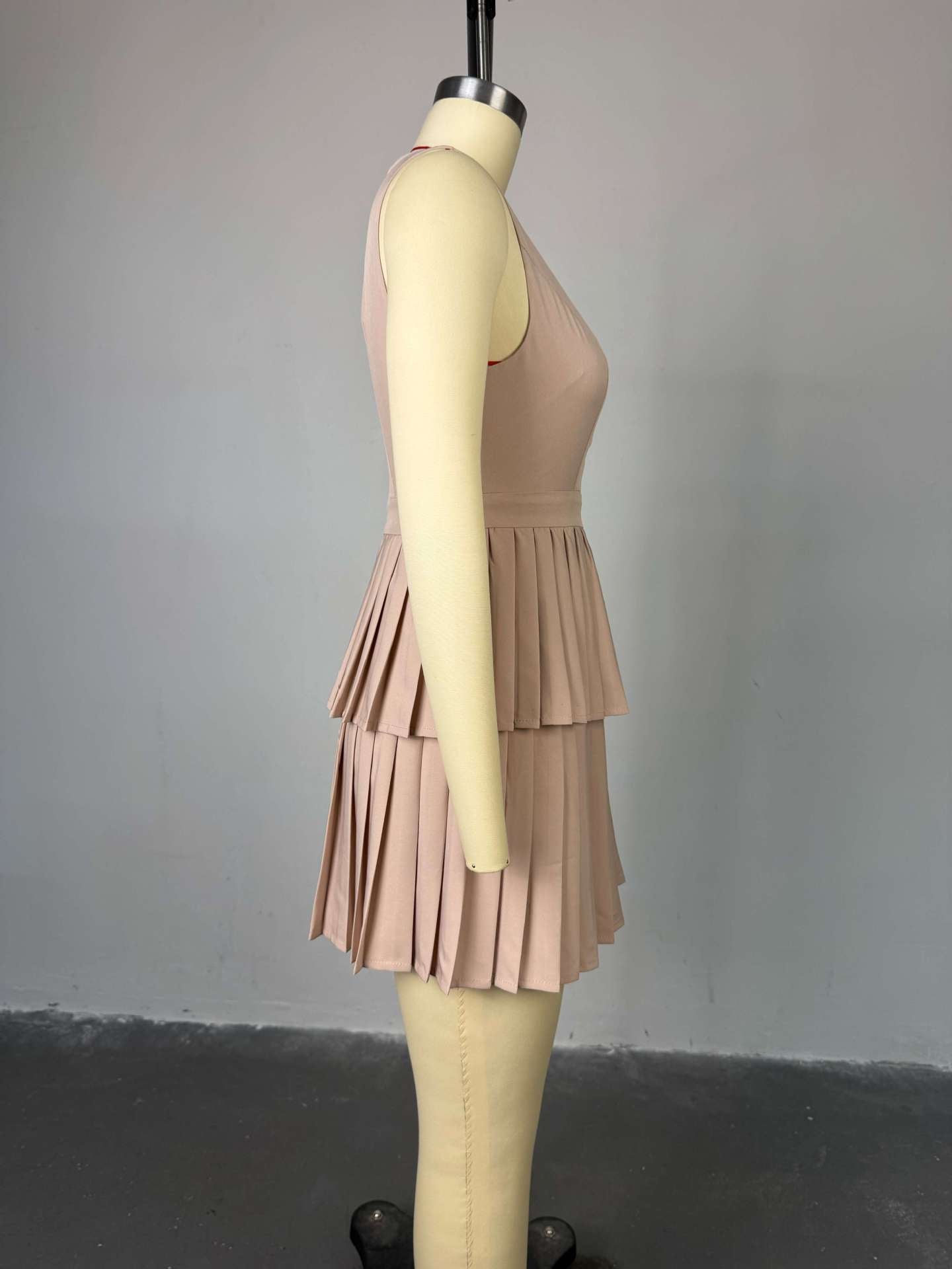 Sweet V Neck High Waist Pleated A line Short Dress